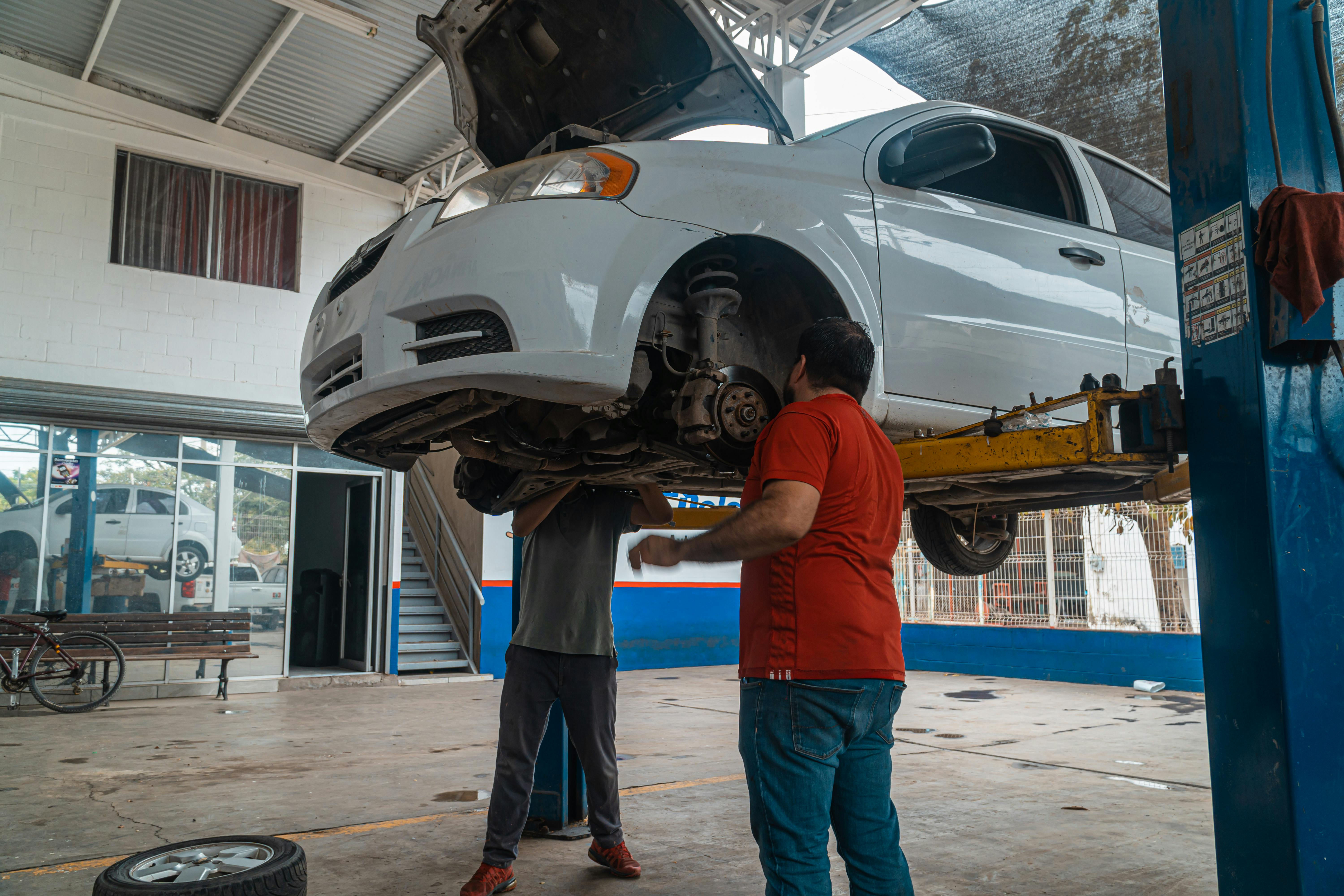 Vehicle service and testing support at The Genius Motors